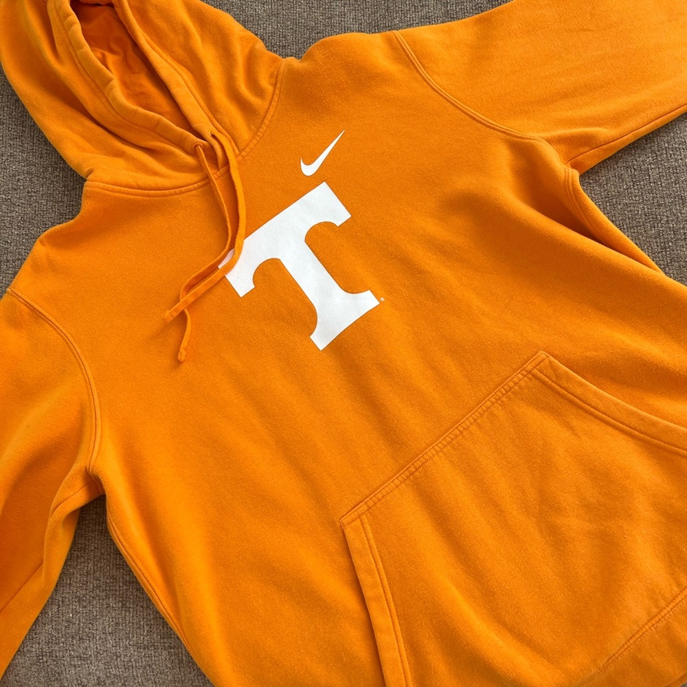 Nike UT hoodie